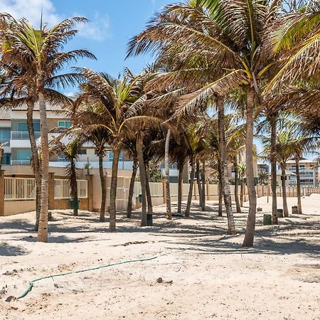 Porto das Dunas: pé na areia ao lado do Beach Park Aquiraz Exterior foto